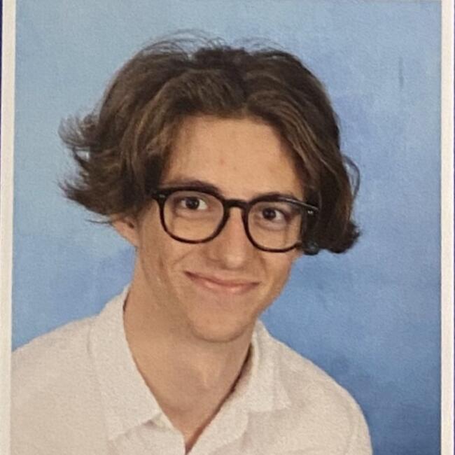 Babysitter in Paris: Clément