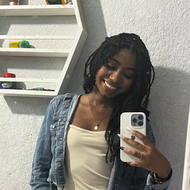 Babysitter in Porto Alegre: Larissa