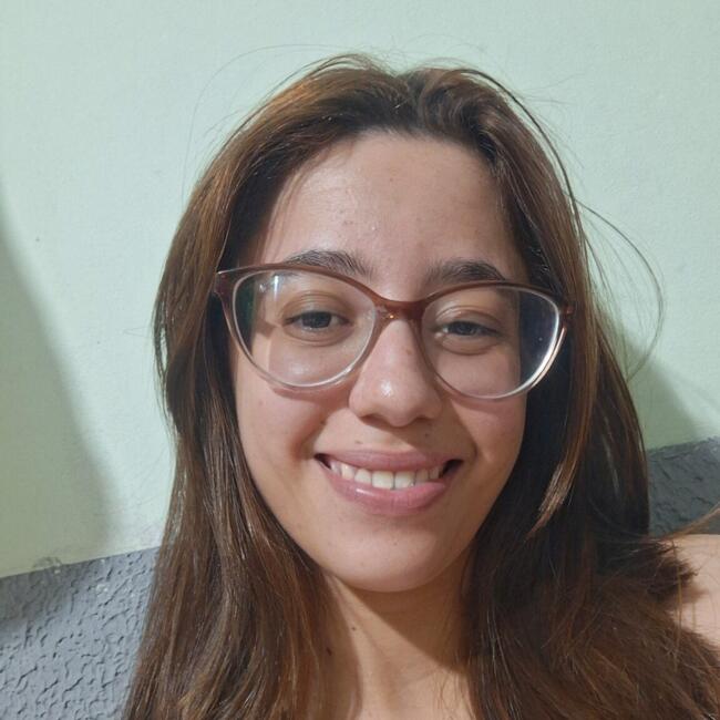 Babá em Anápolis: Isabella