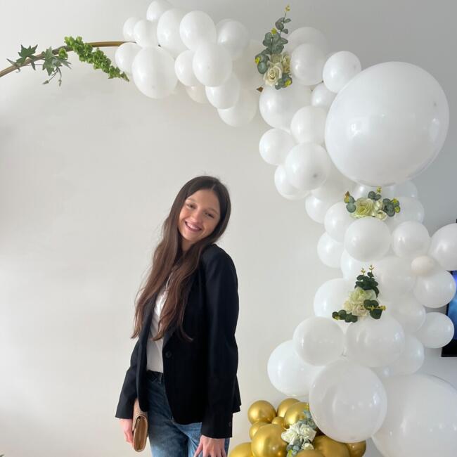 Babysitter in Ganshoren: Jessika