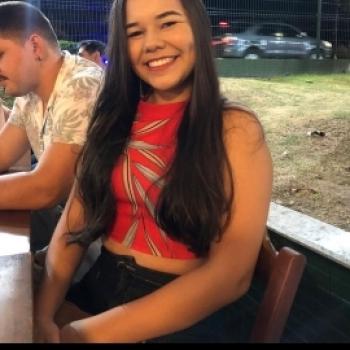 Babysitter in Manaus: Bianca Lourenço