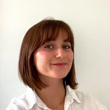 Babysitter in Talence: Hannah