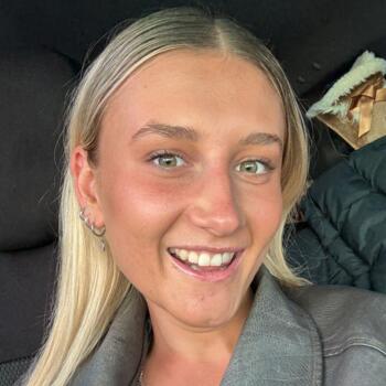 Babysitter in Perth: Ella