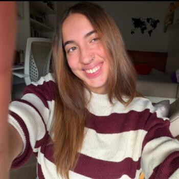 Babysitter a Pomezia: Valeria