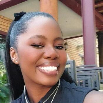 Babysitter in Hartbeespoort: Francinah