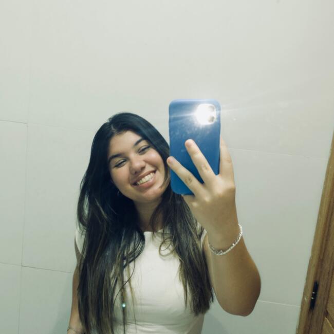 Babysitter in Aracruz: Maysa