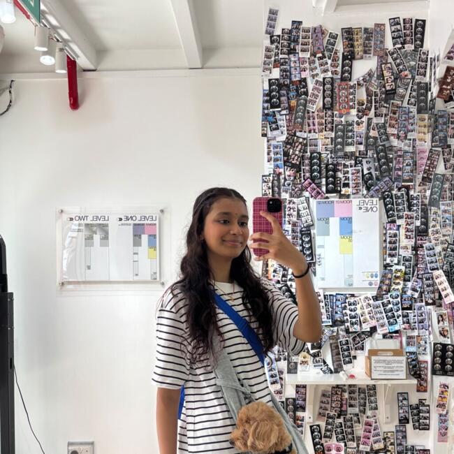 位于新加坡的临时保姆: Riya
