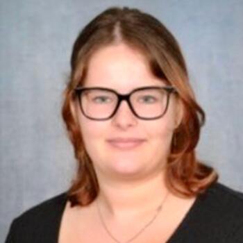 Babysitter in Orgères-en-Beauce: Léa