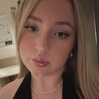 Babysitter in Rennes: Andrea