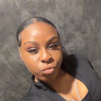 Babysitter in London: Kysha-Leigh