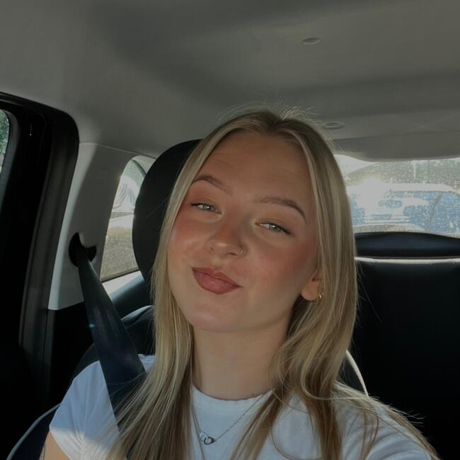 Baby-sitter à Gournay-sur-Marne: Julie