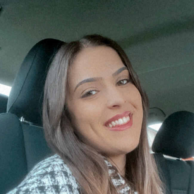 Babysitter in Palmela: Ana