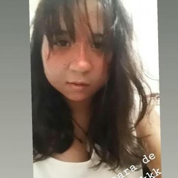 Babysitter Vila Velha: Naira