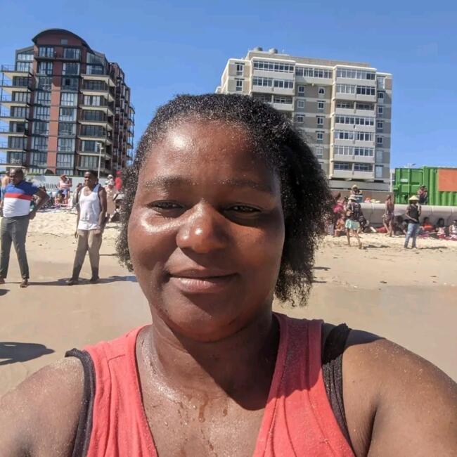 Babysitter in Strand: Rungamai