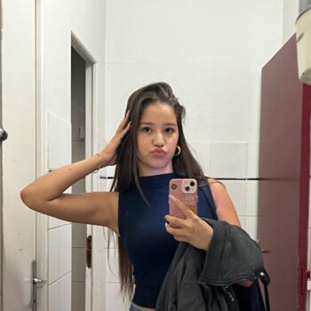 Babysitter in Colomiers: Jade