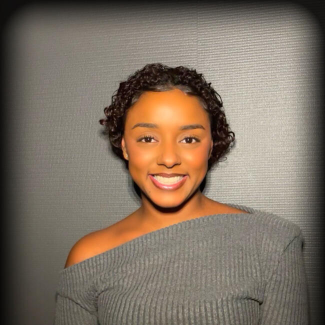 Babysitter in Luxembourg: Elodie