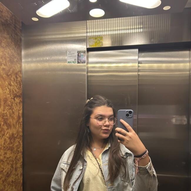 Babysitter in Vitoria-Gasteiz: Yaiza