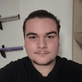 Babysitter in Maubeuge: Adrien