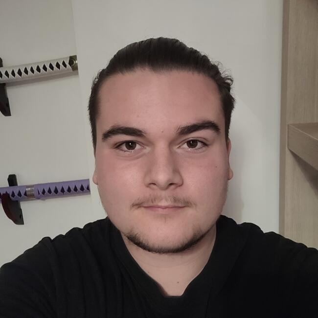 Babysitter in Maubeuge: Adrien