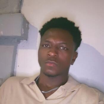 Babysitter a Roma: Jo