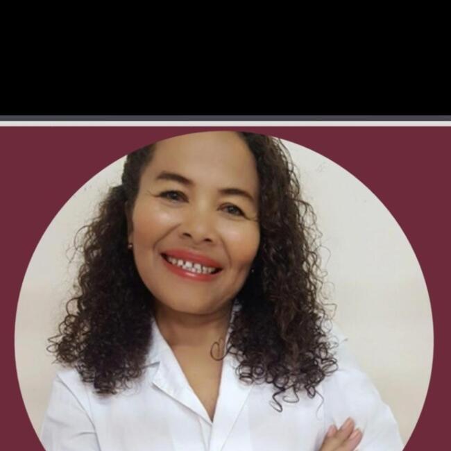 Babysitter in Cuenca: Dioselina