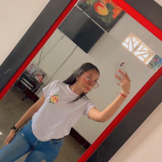 Babysitter in Valledupar: LAURA SOFIA