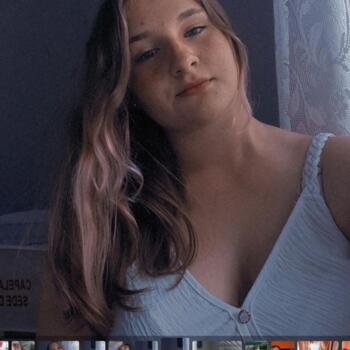 Babá em Videira: Nathalia