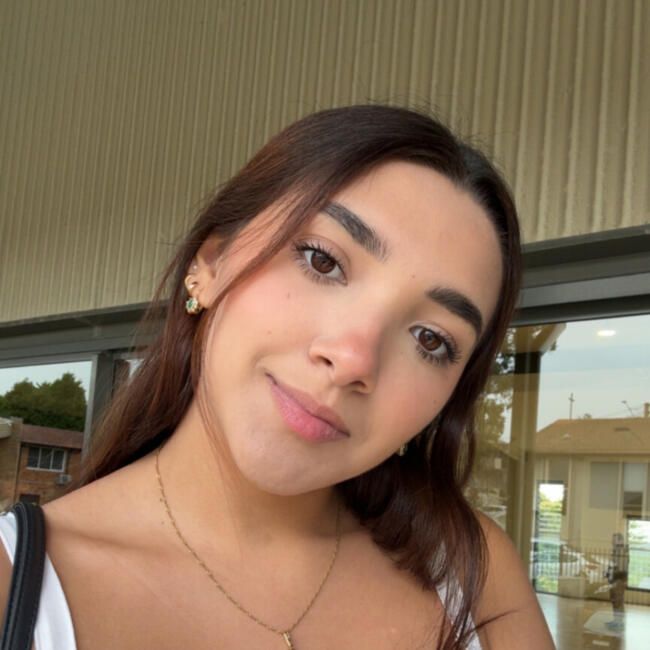 Babysitter in Sydney: Maria