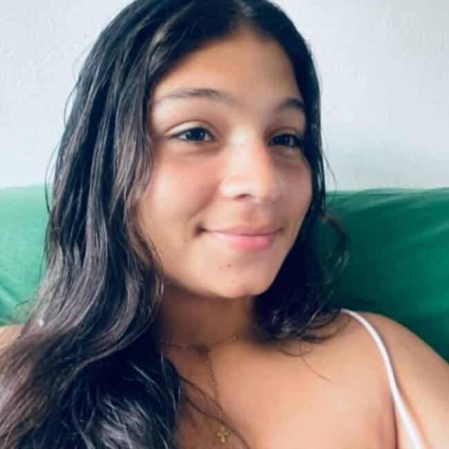 Babysitter in Caracas: Isabel Anastasia