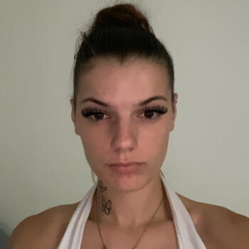 Babysitter in Lyon: Gwenola