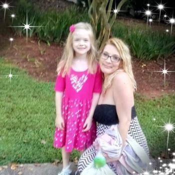 Babysitter in Lilburn: Laura