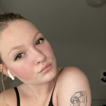 Baby-sitter in Courbevoie: Mathilde
