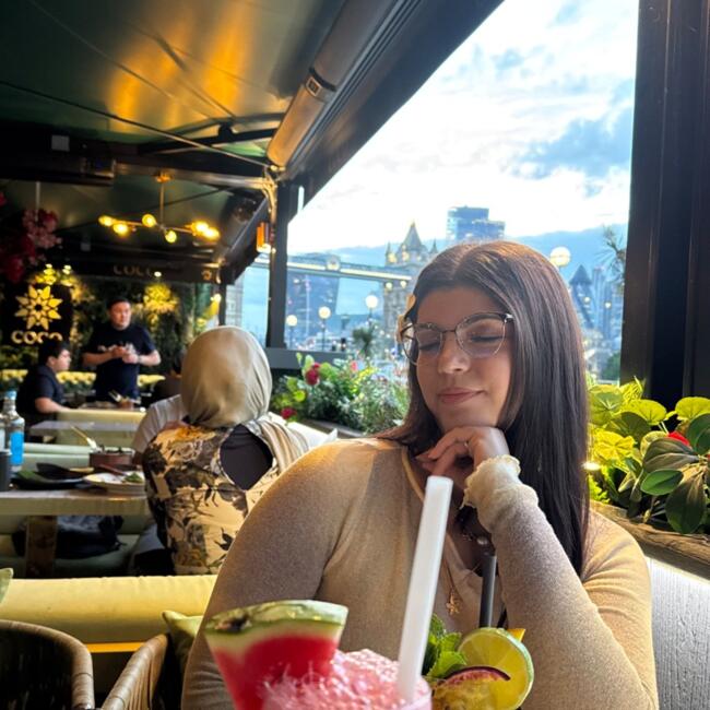 Babysitter in Genf: Ayah