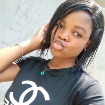 Childminder job in Samora Correia: babysitting job Rosalina Manuel