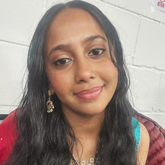 Babysitter in Aylesbury: Naehaa