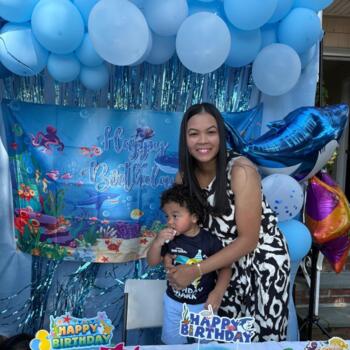 Babysitter in Elmont: Ana