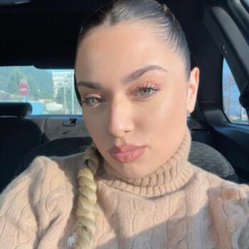 Babysitter στην περιοχή Καλλιθέα: Chrysanthi