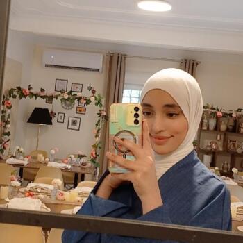 Baby-sitter Alger: Amina