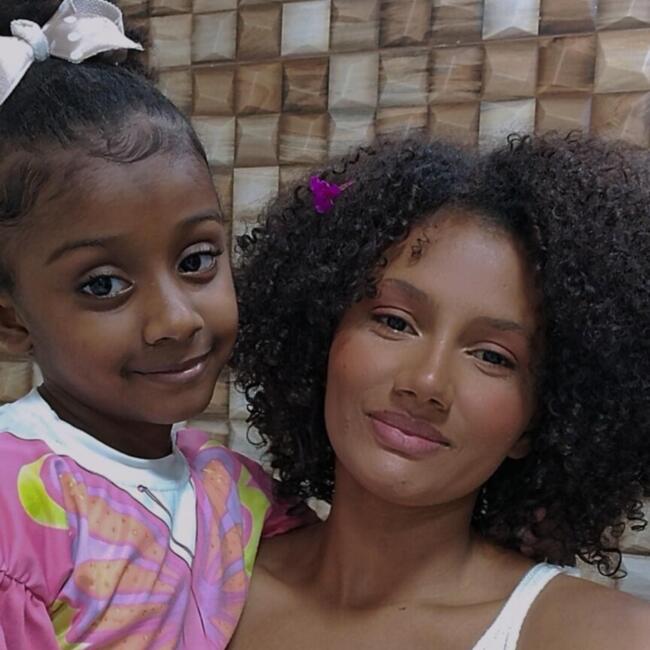 Emprego de babá em Belo Horizonte: Tauane