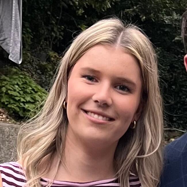 Babysitter in Dunedin: Georgia