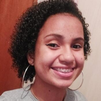 Babysitter in São José dos Campos: Isabella
