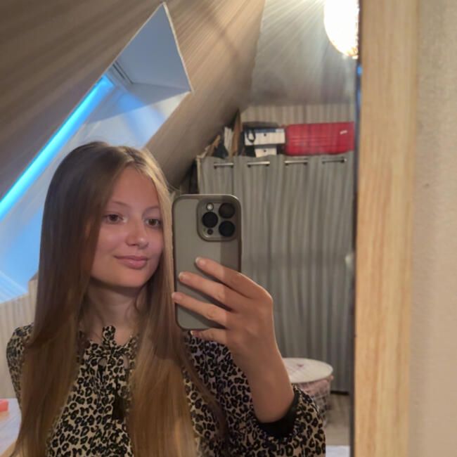 Babysitter in Évin-Malmaison: Noemie