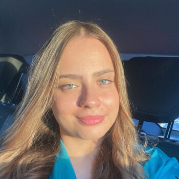 Babysitter in Paiçandu: Leticia