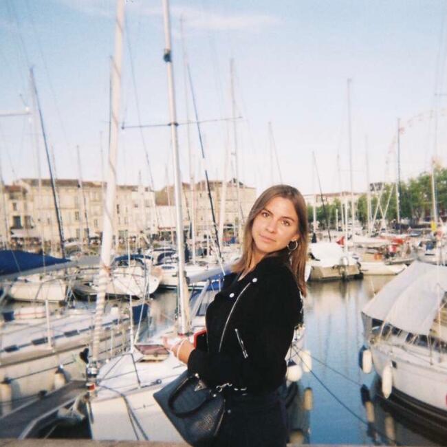 Babysitter in Ixelles-Elsene: Juliette