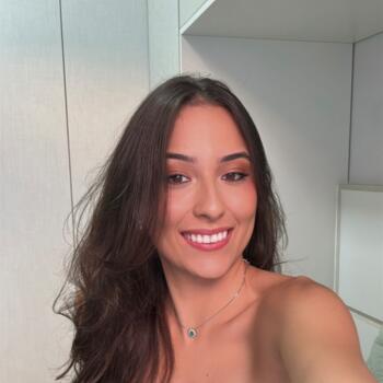 Babysitter in Bragança Paulista: Giovanna