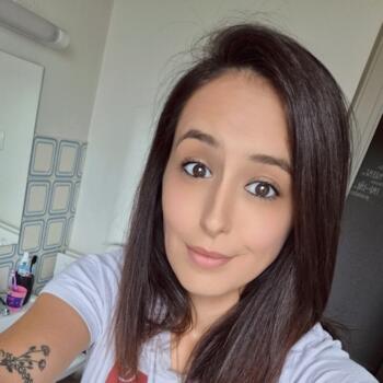 Babysitting job in Feytiat: babysitting job Mylene