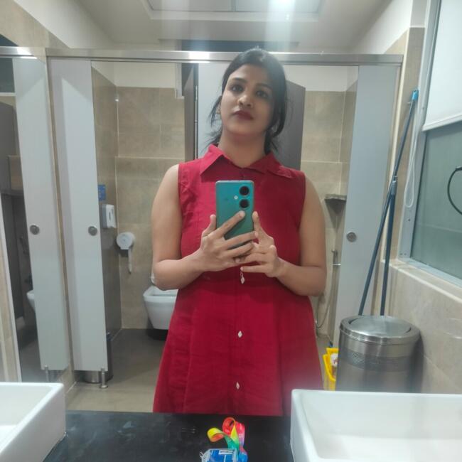 बंगलौर में बेबीसिटिंग की नौकरी: Radhika