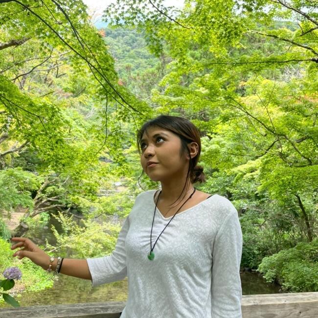 Babysitter in Singapore: Alisha