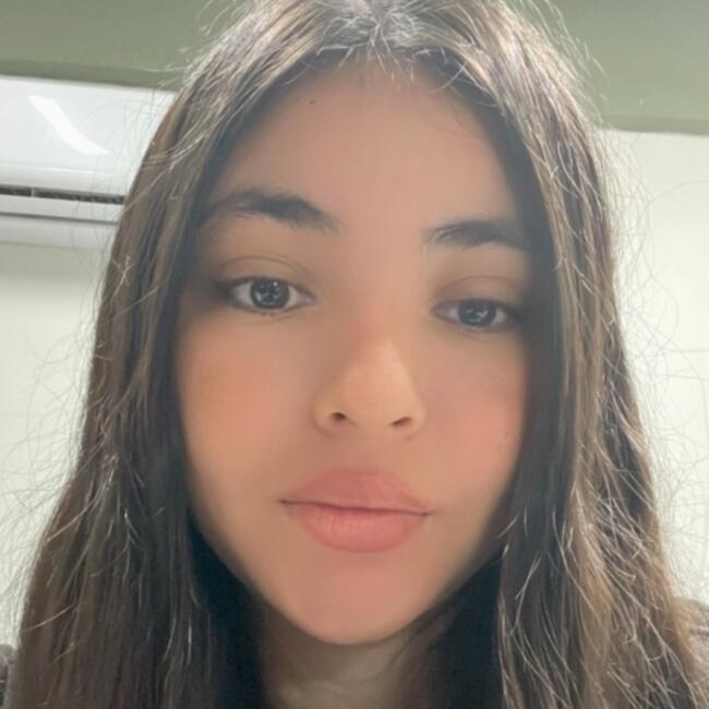 Babysitter in Culiacán: Esmeralda