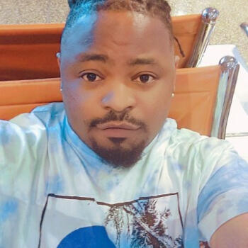 Babysitter in Sohar: Vincent